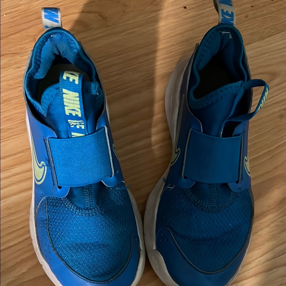 Nike Kids Blue Athletic Shoes